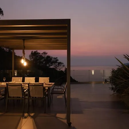 Anthelia Villa *
